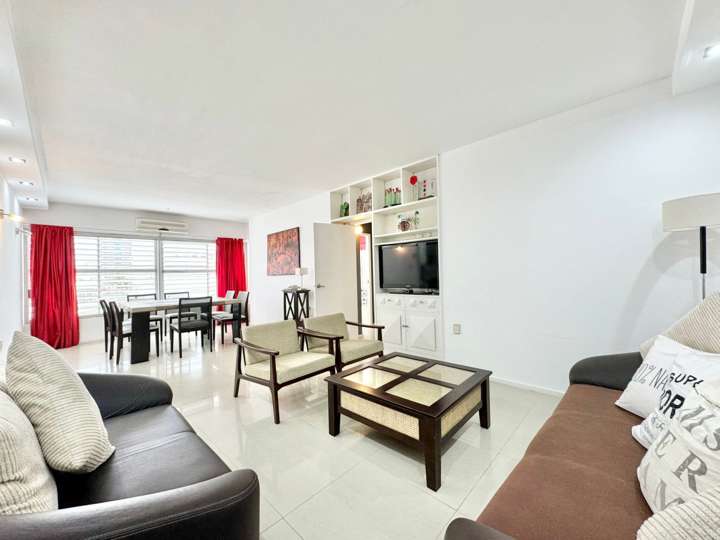 Apartamento en venta en Comodoro Gorlero (Calle 19), Punta Del Este