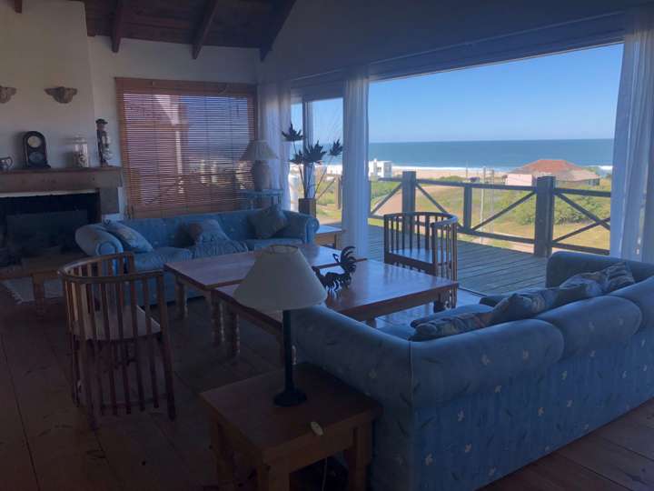 Casa en venta en Julio Sosa, El Tesoro