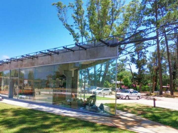 Comercial / Tienda en venta en El Madroño, Maldonado