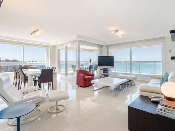 Apartamento en venta en Capitán Justo Bermúdes, Punta Del Este