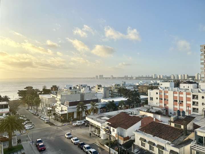 Apartamento en venta en Gorlero, Punta Del Este