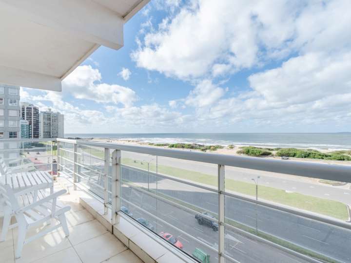 Apartamento en alquiler en Punta Del Este