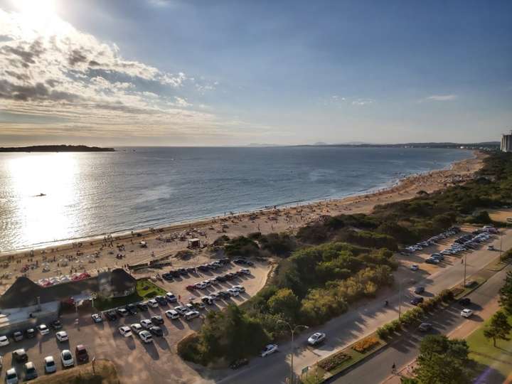 Apartamento en venta en Rambla Doctor Claudio Williman, Punta Del Este