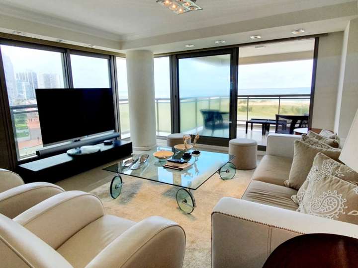 Apartamento en venta en Punta Del Este