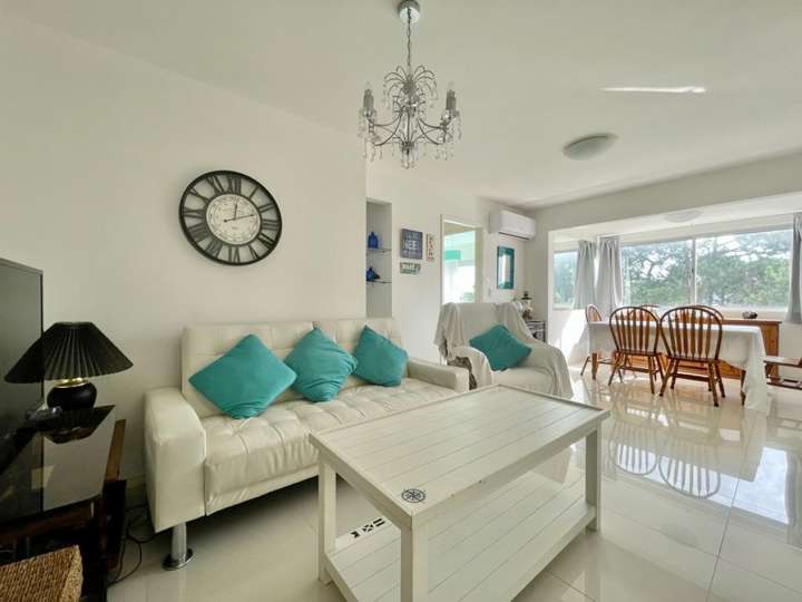 Apartamento en venta en Avenida Franklin Delano Roosevelt, Punta Del Este