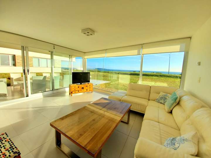 Apartamento en venta en Rambla Doctor Claudio Williman, Maldonado