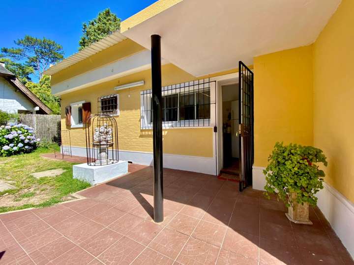 Casa en venta en El Mesana (Calle 24), Punta Del Este
