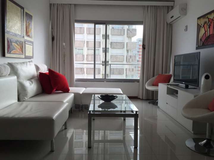 Apartamento en venta en Las Focas (Calle 30), Punta Del Este