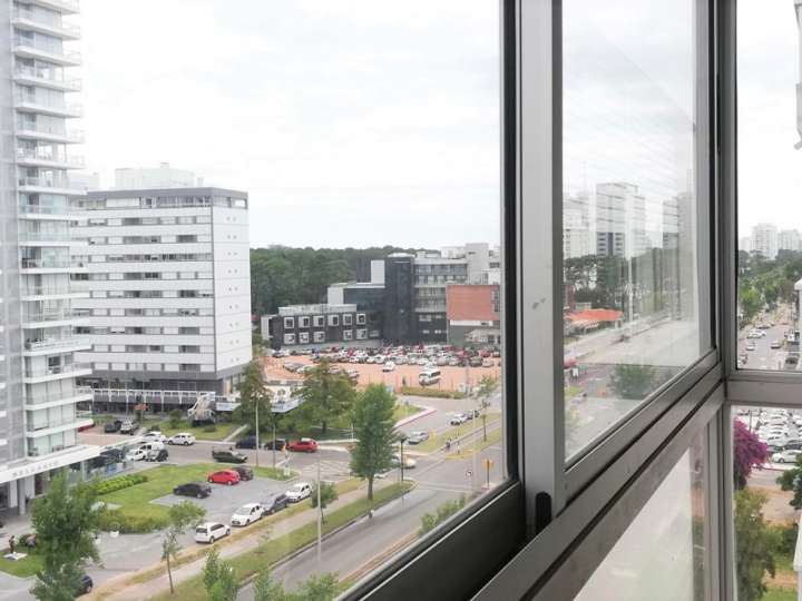 Apartamento en venta en Lima, Punta Del Este