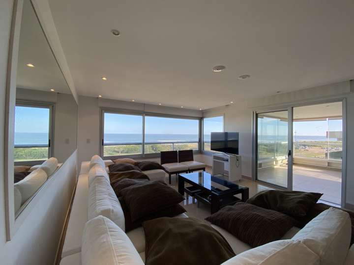 Apartamento en venta en Punta Del Este