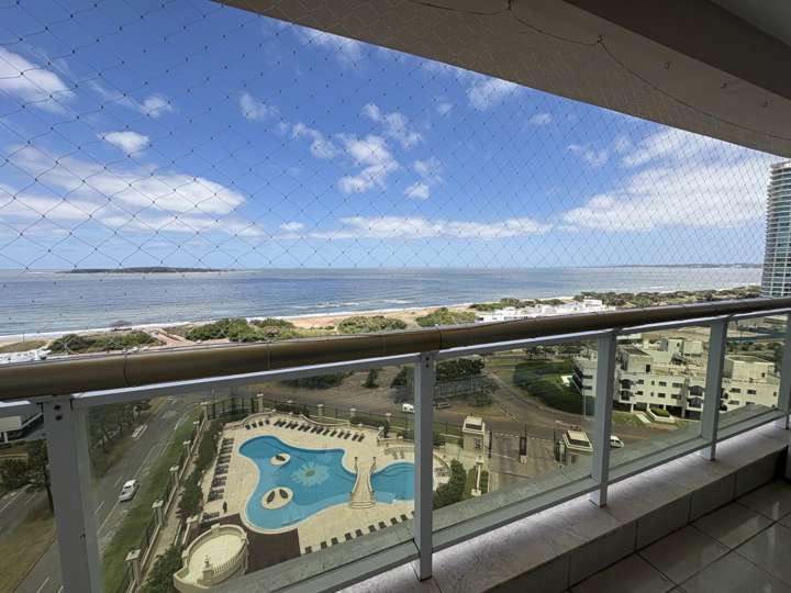 Apartamento en venta en Avenida República Argentina, Maldonado