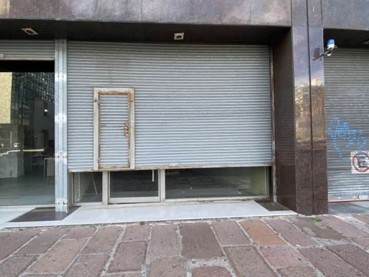 Comercial / Tienda en alquiler en Ciudad Vieja, Montevideo