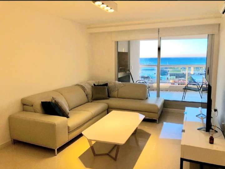 Apartamento en venta en Avenida del Mar, Punta Del Este