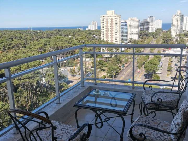 Apartamento en venta en Punta Del Este