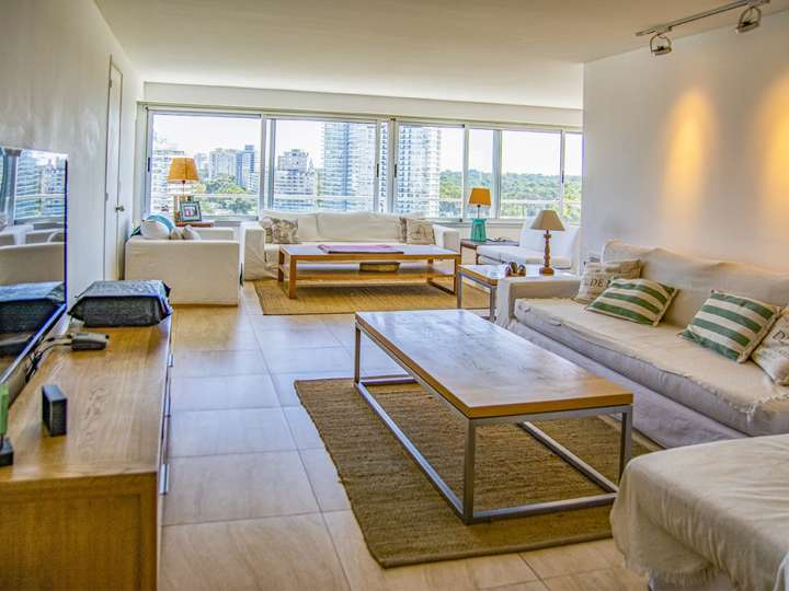 Apartamento en venta en Punta Del Este