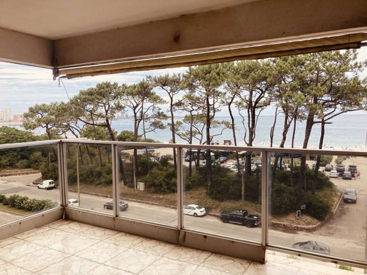 Apartamento en venta en Punta Del Este