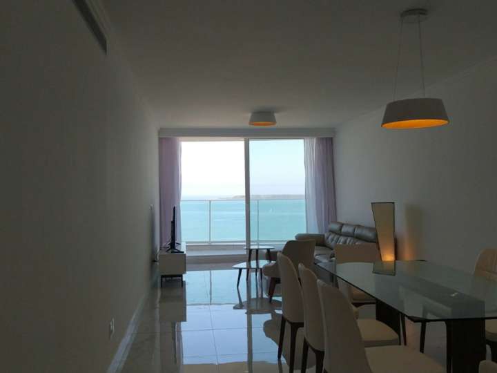 Apartamento en venta en Punta Del Este