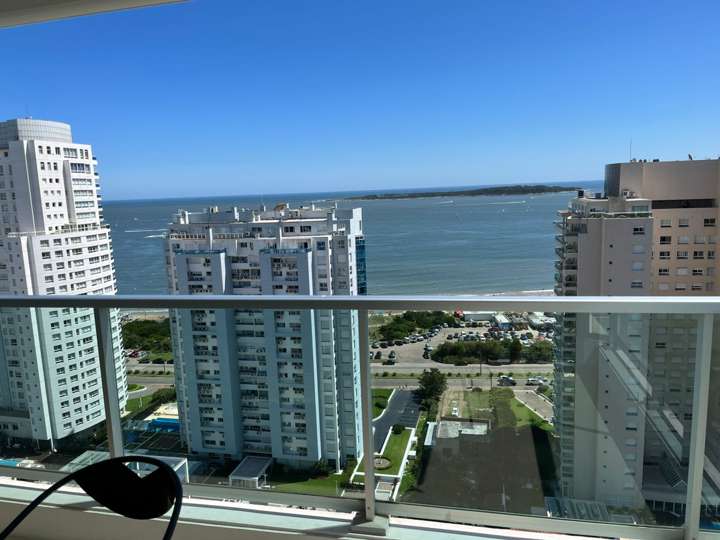 Apartamento en venta en California, Punta Del Este