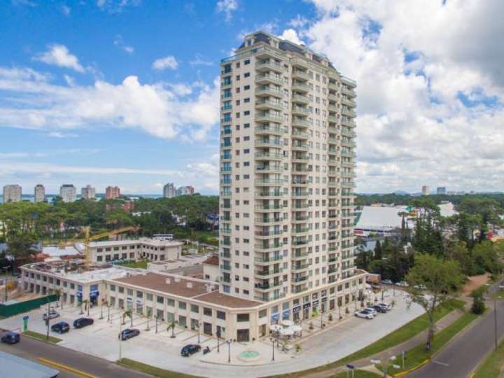 Apartamento en venta en Avenida Franklin Delano Roosevelt, Maldonado