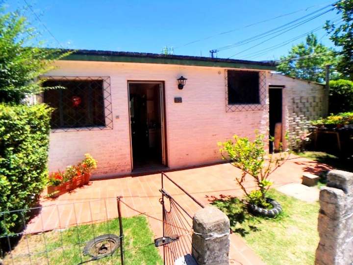 Casa en venta en Avenida José Roger Balet, Colonia