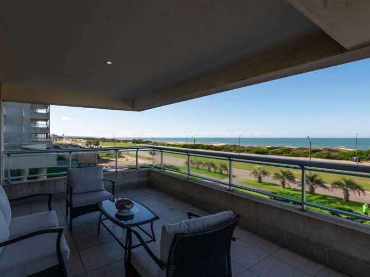 Apartamento en venta en Punta Del Este