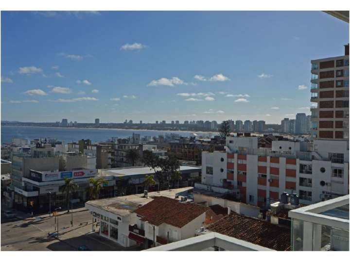 Apartamento en venta en El Remanso (Calle 20), Punta Del Este