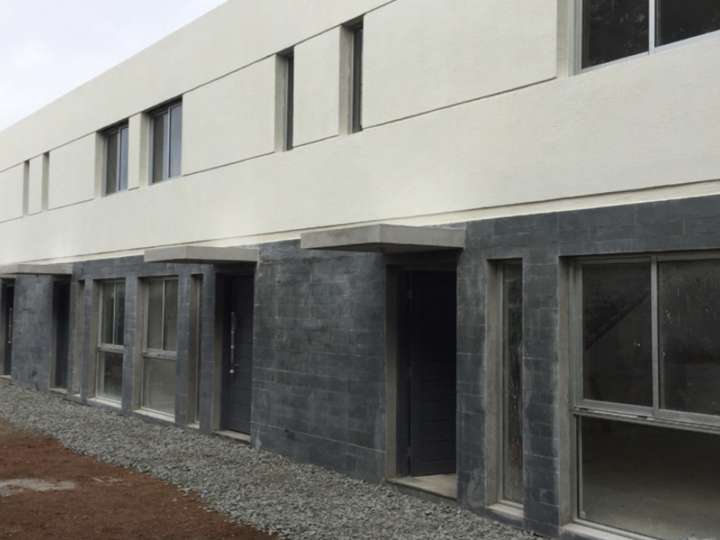 Apartamento en venta en Calle 1, Maldonado