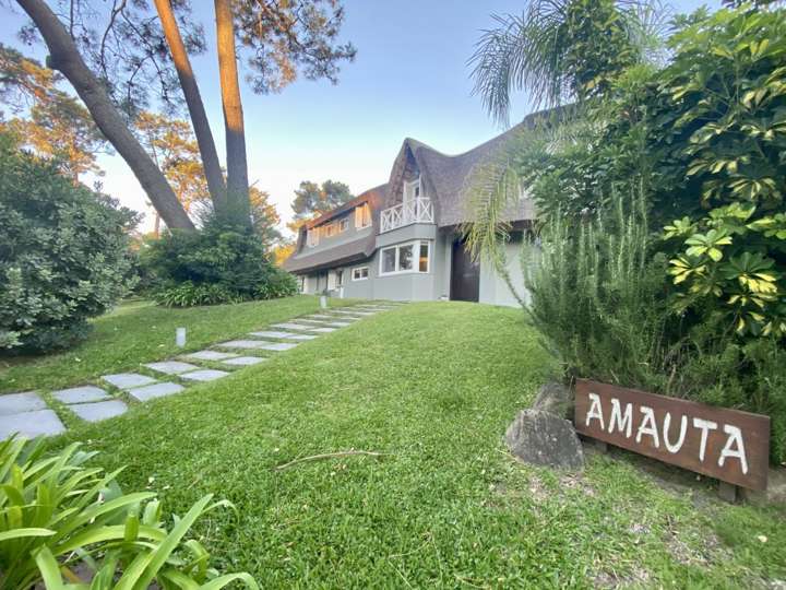 Casa en venta en Pinares, Maldonado