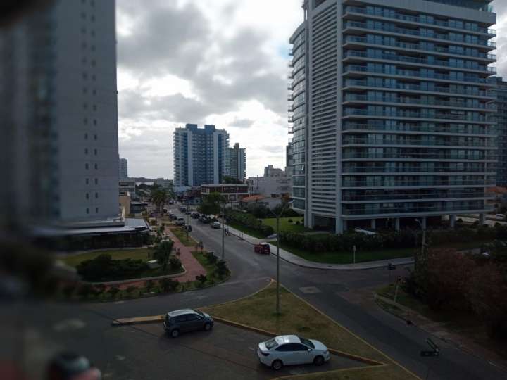 Apartamento en venta en Punta Del Este