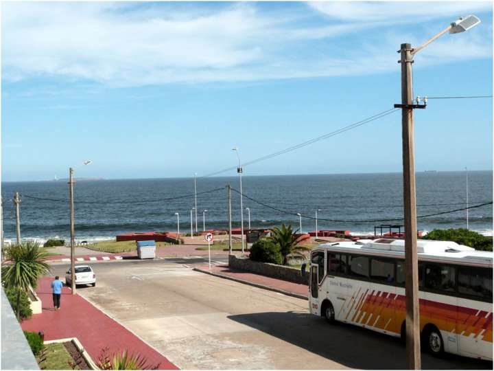 Apartamento en venta en Resalsero (Calle 26), Punta Del Este