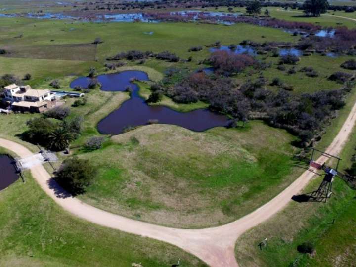 Terreno en venta en Camino del Cerro Eguzquiza, Maldonado