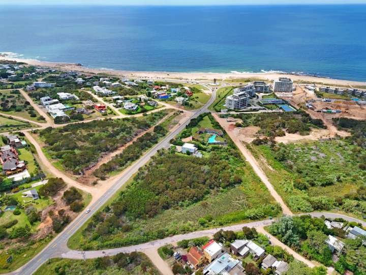 Terreno en venta en Ruta 104 Doctor Alejandro Atchugarry, Maldonado