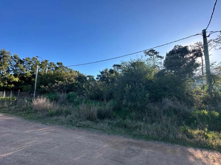 Terreno en venta en Guaruja, Maldonado