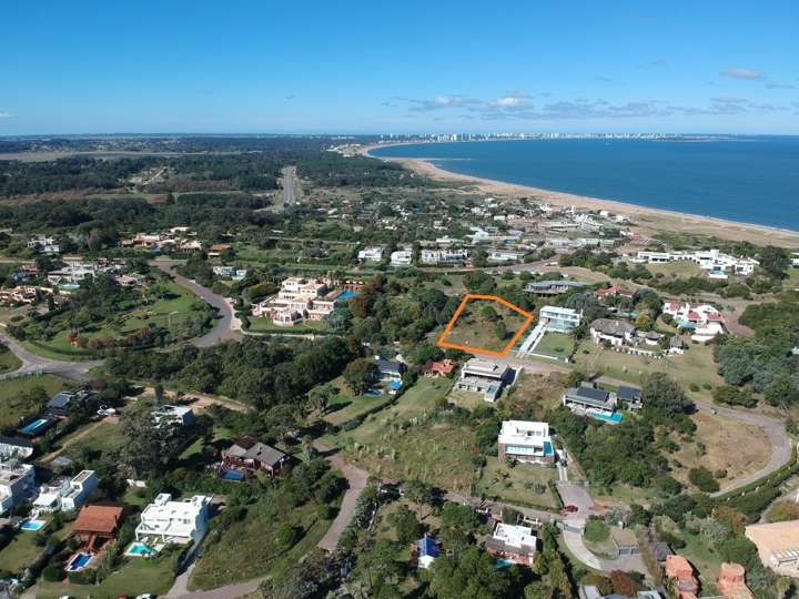 Terreno en venta en Mar Jónico, Maldonado