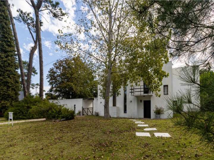 Casa en venta en Pinares, Maldonado