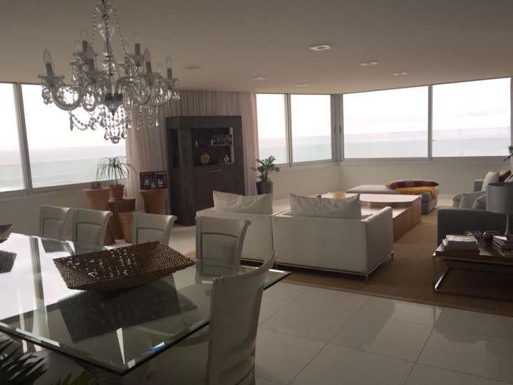 Apartamento en venta en Punta Del Este