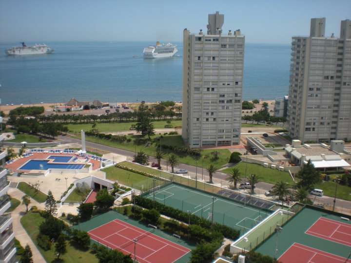 Apartamento en venta en Punta Del Este