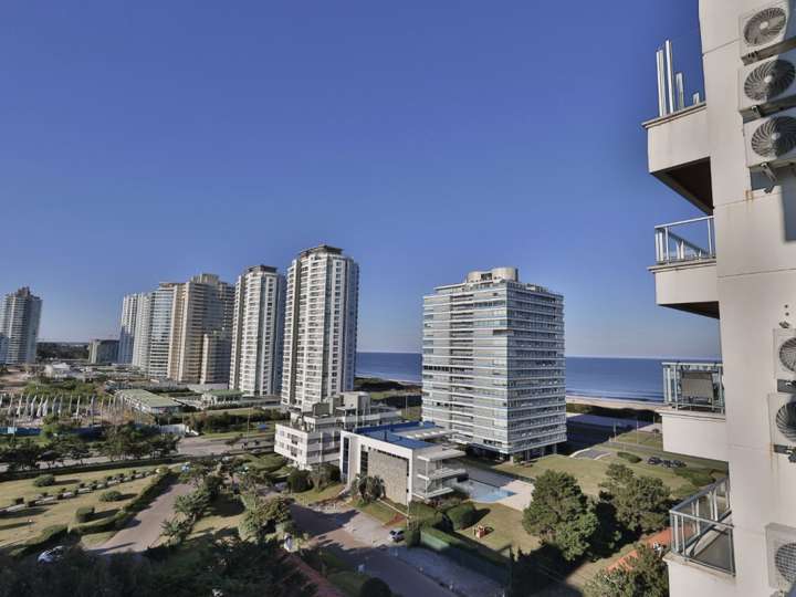 Apartamento en venta en Punta Del Este