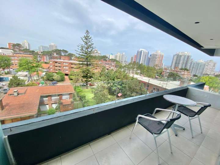 Apartamento en venta en Punta Del Este