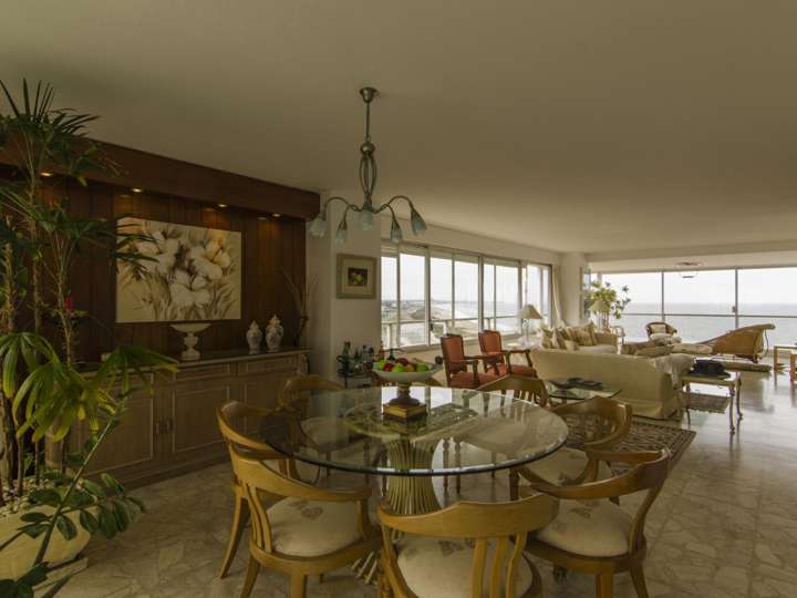 Apartamento en venta en Punta Del Este