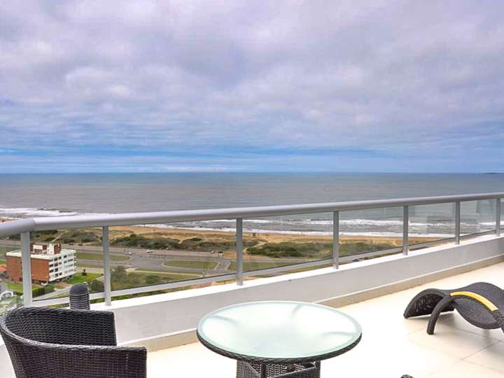 Apartamento en venta en Punta Del Este