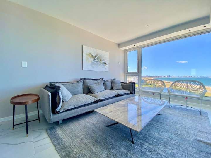 Apartamento en venta en Pinares, Maldonado