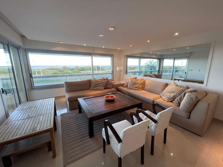 Apartamento en venta en Punta Del Este