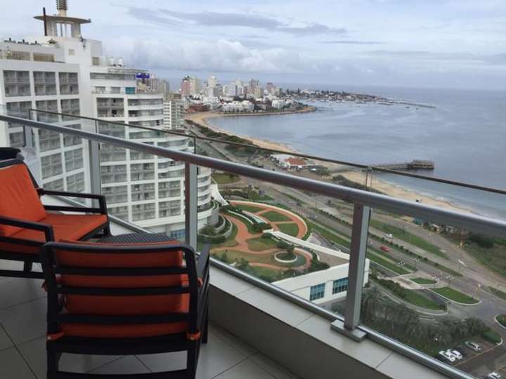 Apartamento en alquiler en Punta Del Este