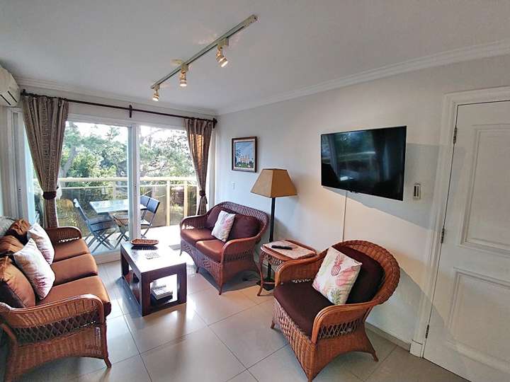 Apartamento en venta en Biarritz, Punta Del Este