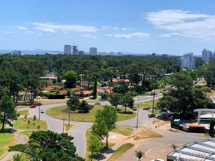 Apartamento en venta en Punta Del Este