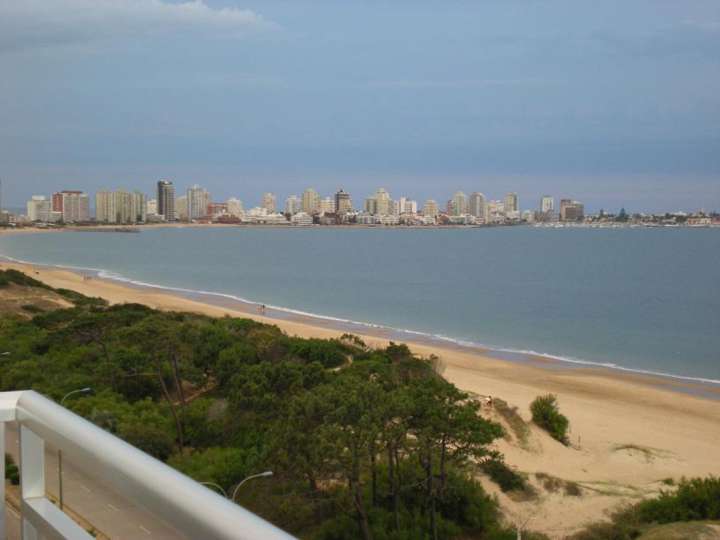 Apartamento en venta en Punta Del Este