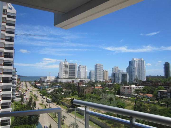Apartamento en venta en Punta Del Este