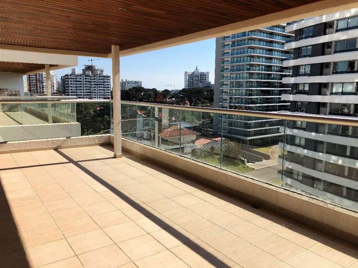 Apartamento en venta en Punta Del Este