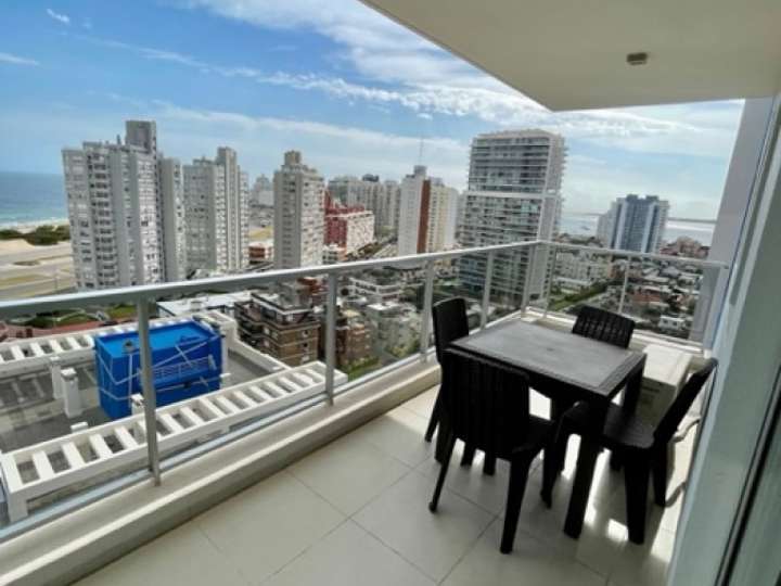 Apartamento en venta en Punta Del Este